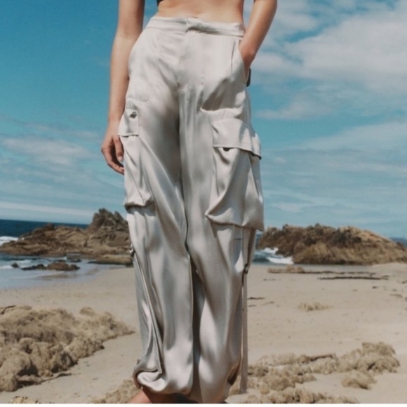 Zara Satin Effect Cargo Pants. Adjustable Hem. Size Medium. Gold/Tan Color. - Picture 2 of 12